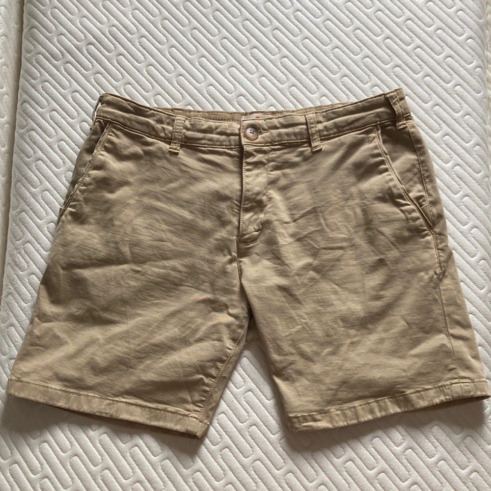 Marine Layer Everyday Shorts Athletic Fit Warm Khaki 32